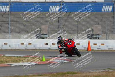 media/Nov-26-2022-Fastrack Riders (Sat) [[b001e85eef]]/Level 2/Session 3 Outside Turn 9/